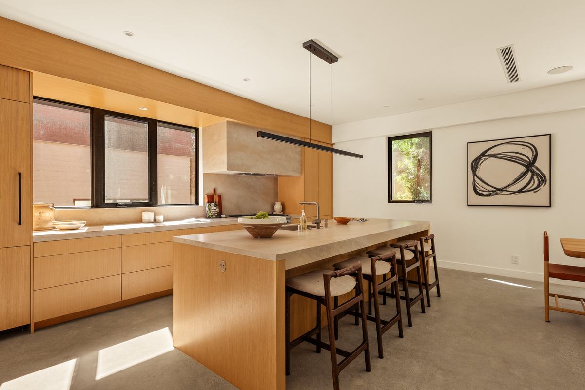 929 Hilldale Avenue, West Hollywood, CA 90069: Kitchen with European oak cabinetry